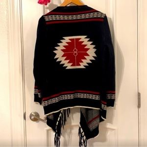 ♥️♥️May & July Open Wrap Sweater with an Aztec Pattern Black/r…